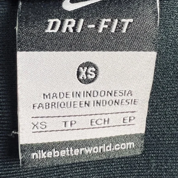 GARAGE SALE |•NIKE•| Black & White Running/Active Jacket - Picture 12 of 16